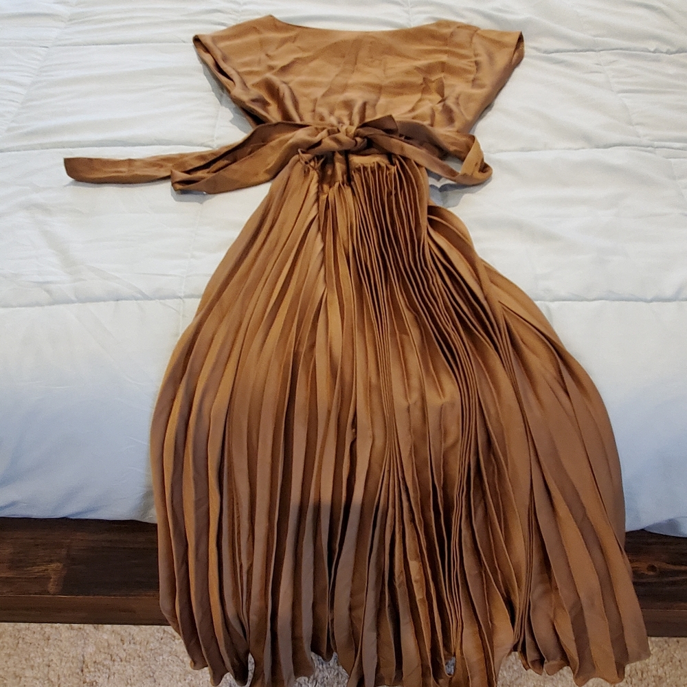HM Dress- Brand New